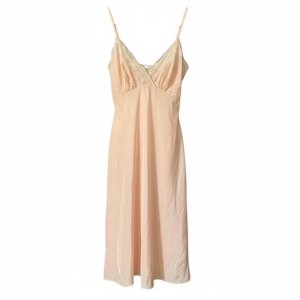 Vtg 1930s 1940s Yolande Hand Made Liquid Rayon Lace Ruffle Slip Dress 32